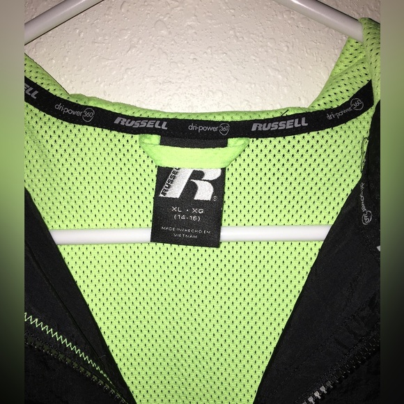 Russell Lightweight Black Jacket| Size 14-16 XL NWT, on SALE, super cute, unisex - Picture 10 of 12